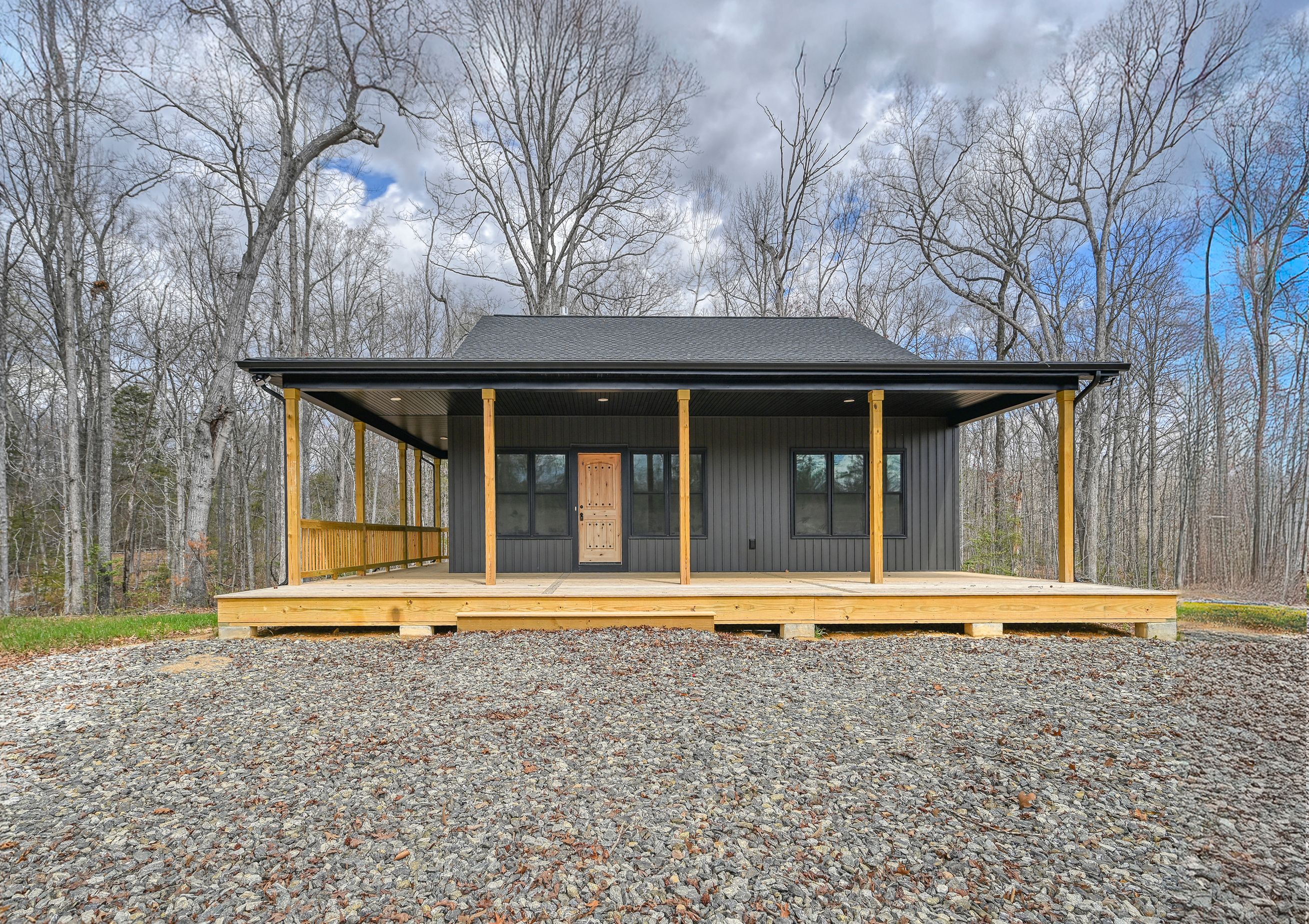  295 Equestrian Landing Trail, Bumpass, VA 23024 - 物件實景