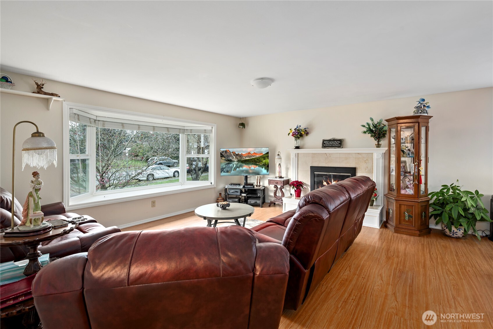 Oak Harbor, Washington, 98277, United States, 5 Bedrooms Bedrooms, ,2 BathroomsBathrooms,Residential,For Sale,2000673