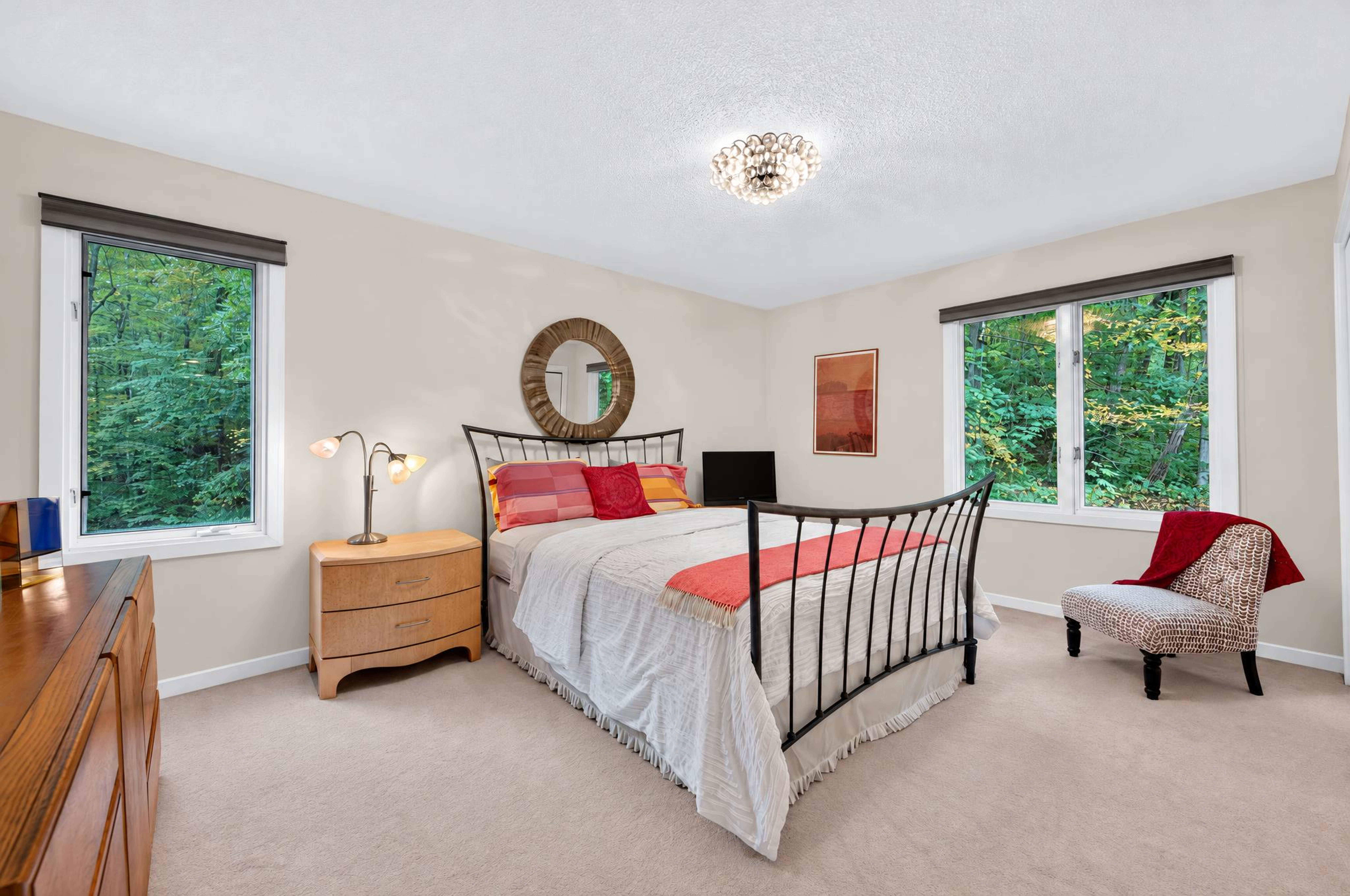  Contemporary Gem Tucked Away on 2.2 Private Acres - 物件實景
