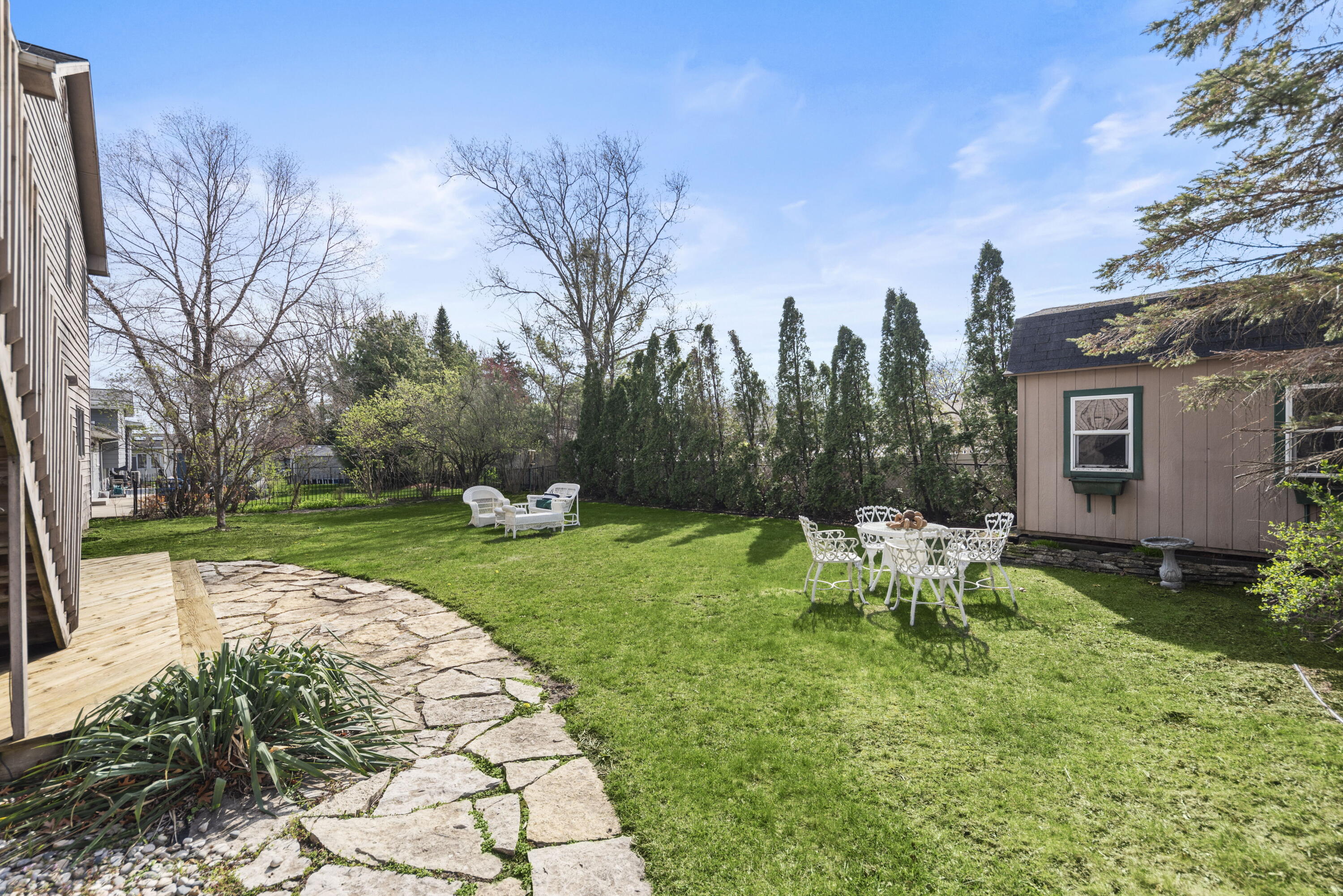 New Buffalo, Michigan, 49117, United States, 4 Bedrooms Bedrooms, ,5 BathroomsBathrooms,Residential,For Sale,1918730