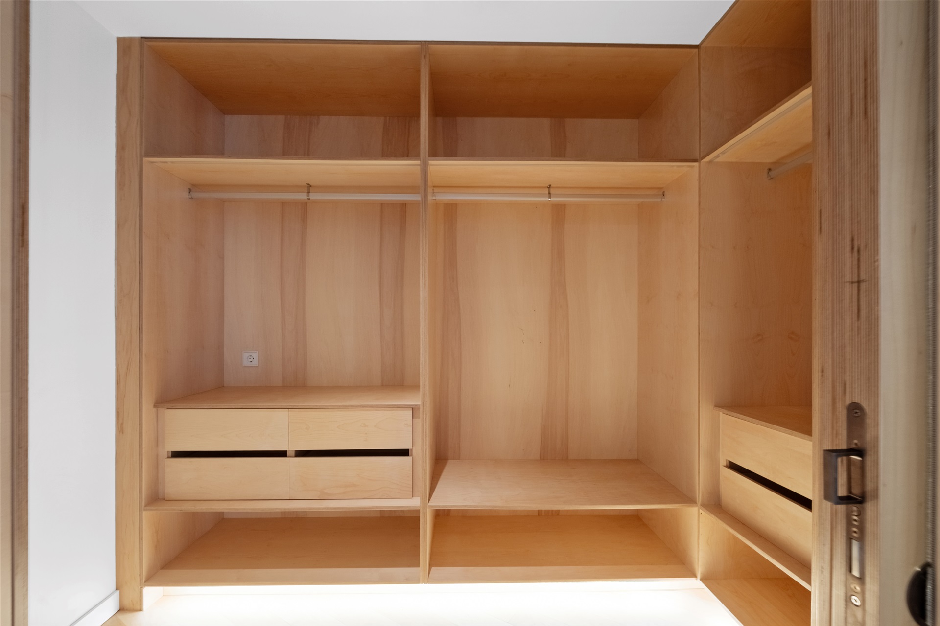  Flat, 3 bedrooms, for Sale - 物件實景
