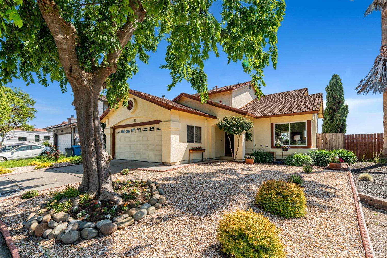 Vallejo, California, 94589, United States, 4 Bedrooms Bedrooms, ,3 BathroomsBathrooms,Residential,For Sale,1934272