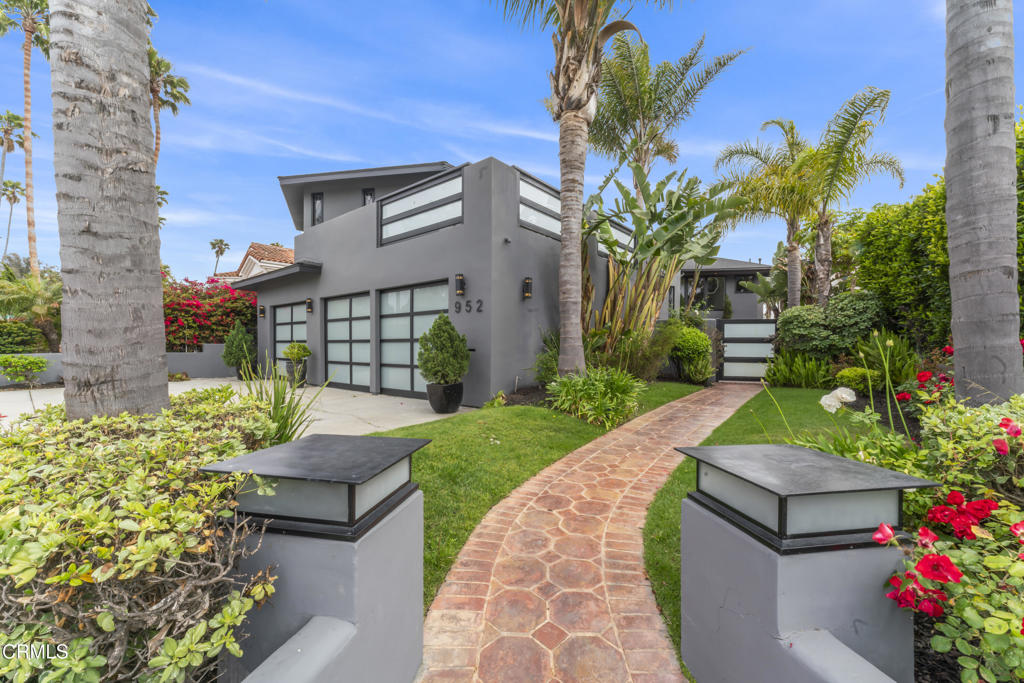 Ventura, California, 93001, United States, 5 Bedrooms Bedrooms, ,3 BathroomsBathrooms,Residential,For Sale,1839007