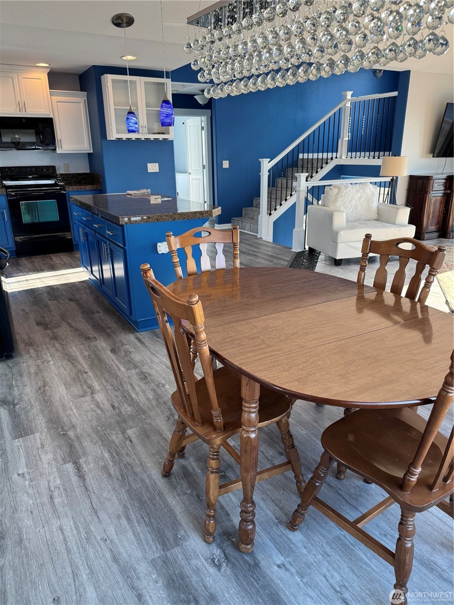 Ocean Park, Washington, 98640, United States, 2 Bedrooms Bedrooms, ,2 BathroomsBathrooms,Residential,For Sale,1980939