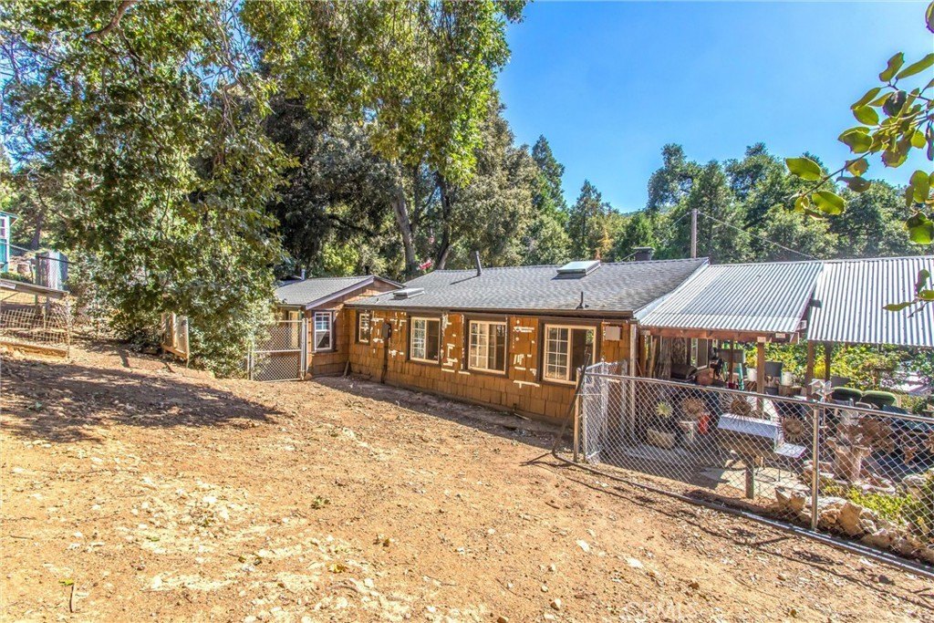 Oak Glen, California, 92399, United States, 2 Bedrooms Bedrooms, ,2 BathroomsBathrooms,Residential,For Sale,1973930