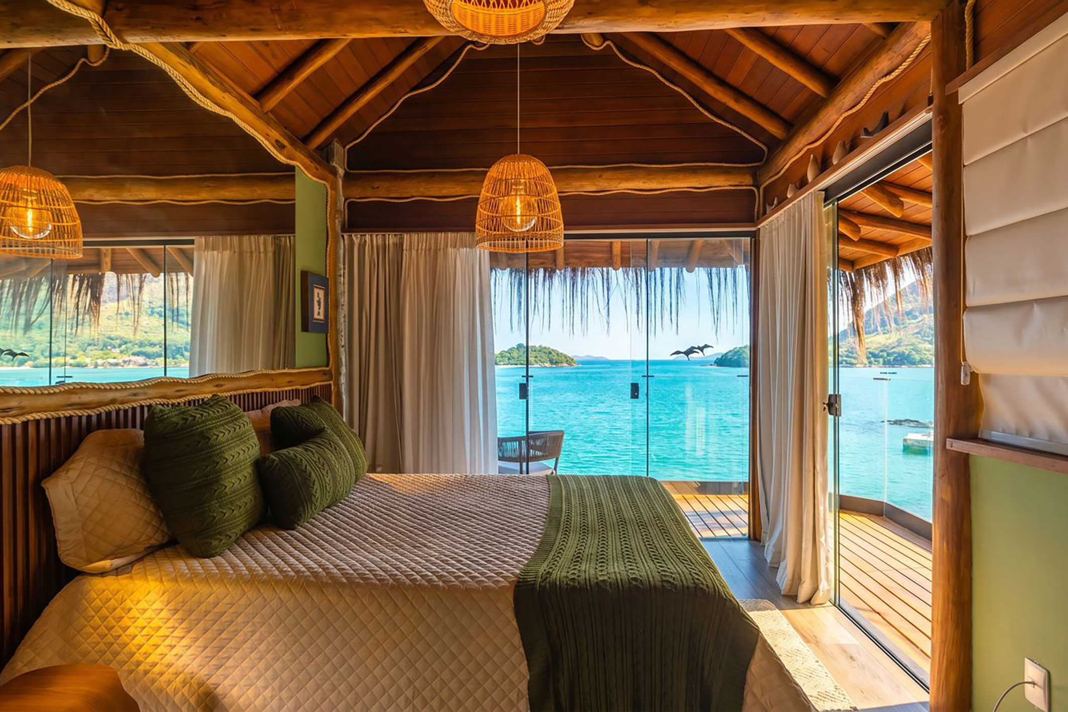  Waterfront estate overlooking Cataguases Island in Angra dos Reis - 物件實景