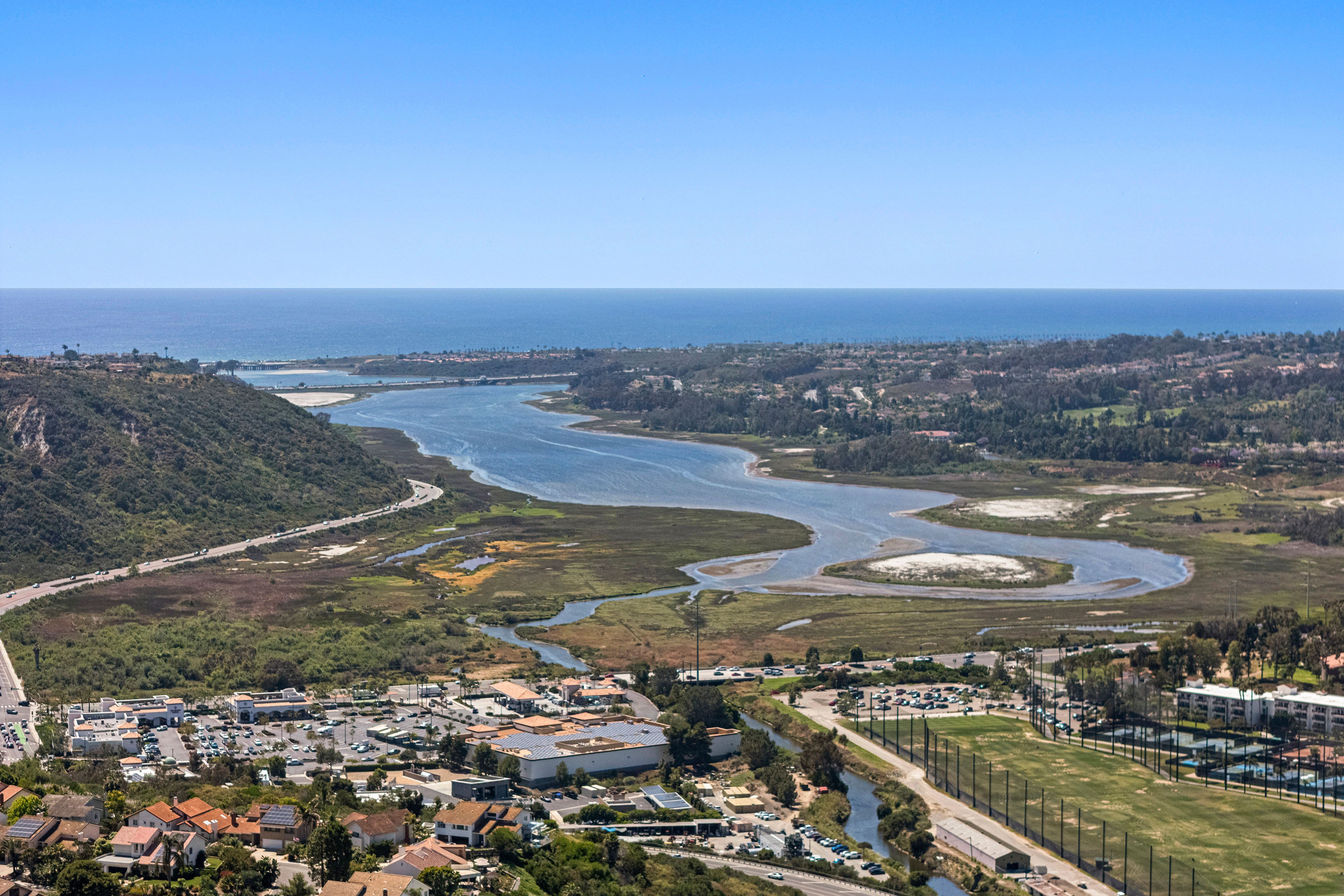  2446-2448 Sacada Circle, Carlsbad, CA 92009 - 物件實景