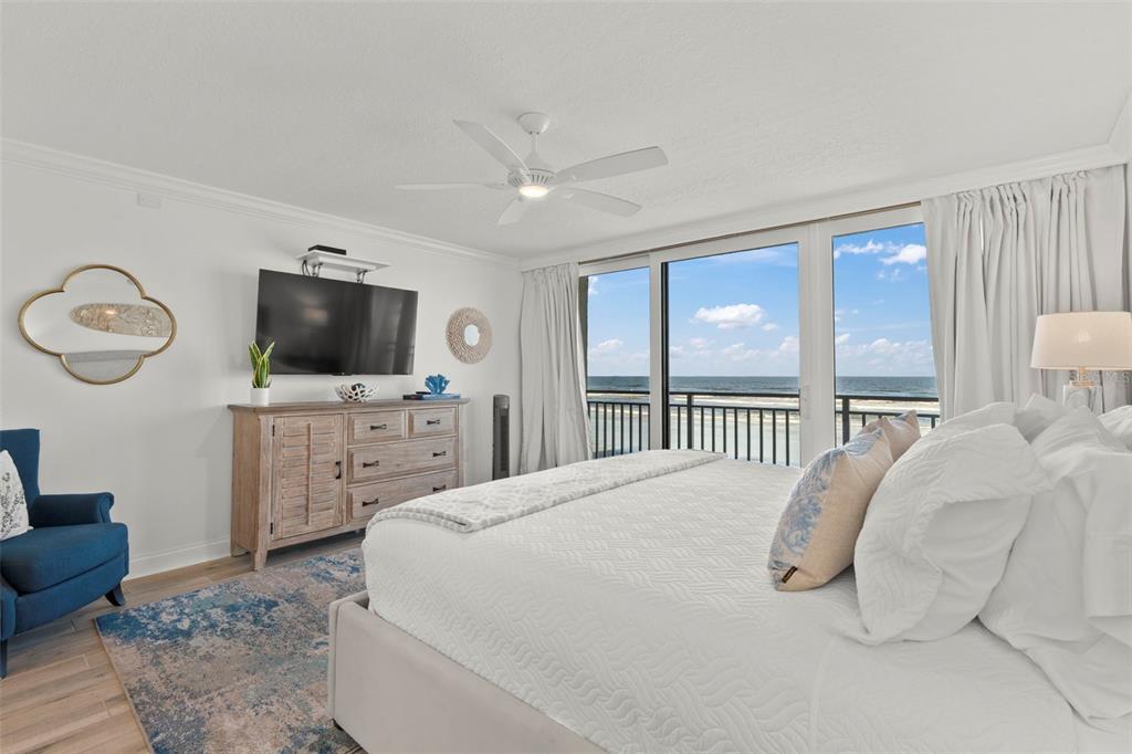 New Smyrna Beach, Florida, 32169, United States, 2 Bedrooms Bedrooms, ,3 BathroomsBathrooms,Residential,For Sale,1987395