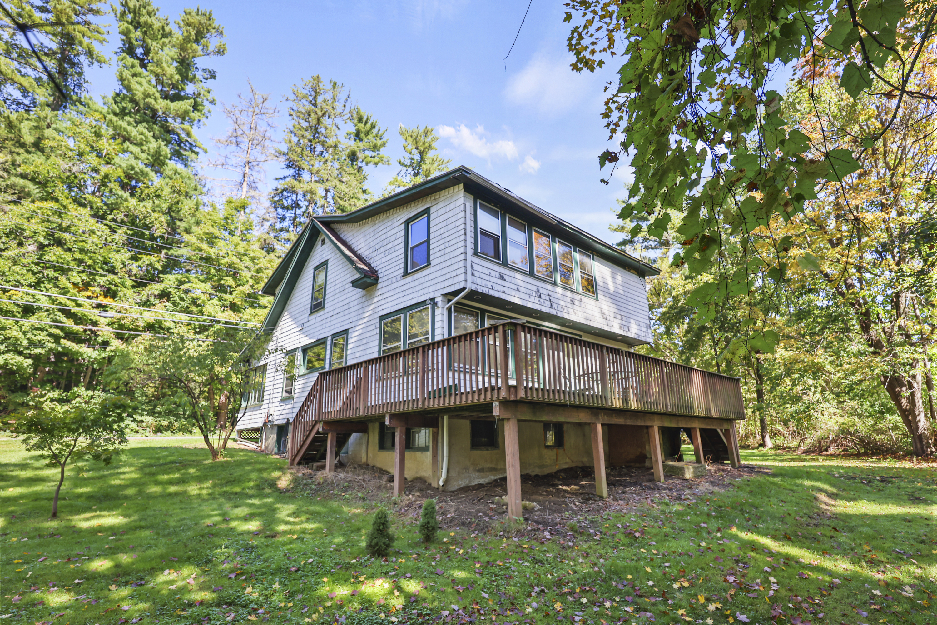  CHARMING STOCKBRIDGE 4-BED HOME AWAITS YOUR VISION - 物件實景