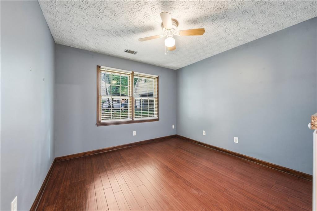 Roswell, Georgia, 30076, United States, 4 Bedrooms Bedrooms, ,3 BathroomsBathrooms,Residential,For Sale,2049337