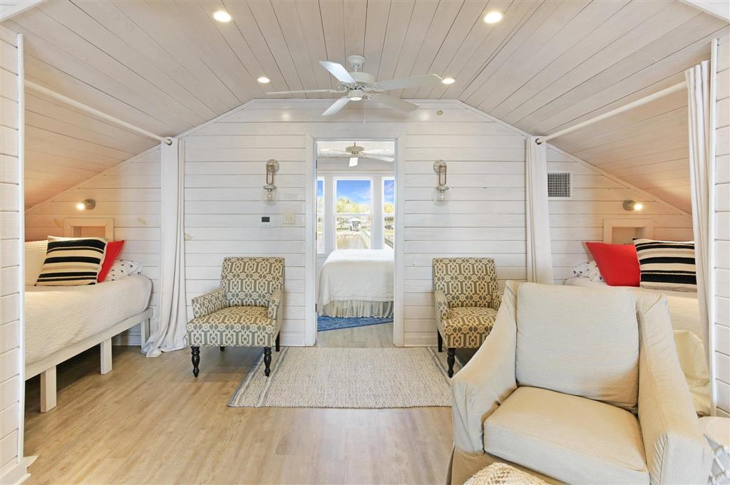 Lake Charles, Louisiana, 70607, United States, 1 Bedroom Bedrooms, ,2 BathroomsBathrooms,Residential,For Sale,2028404