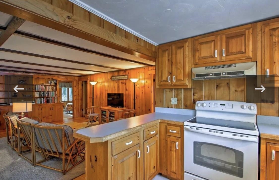 Meredith, New Hampshire, 03253, United States, 3 Bedrooms Bedrooms, ,2 BathroomsBathrooms,Residential,For Sale,1939879