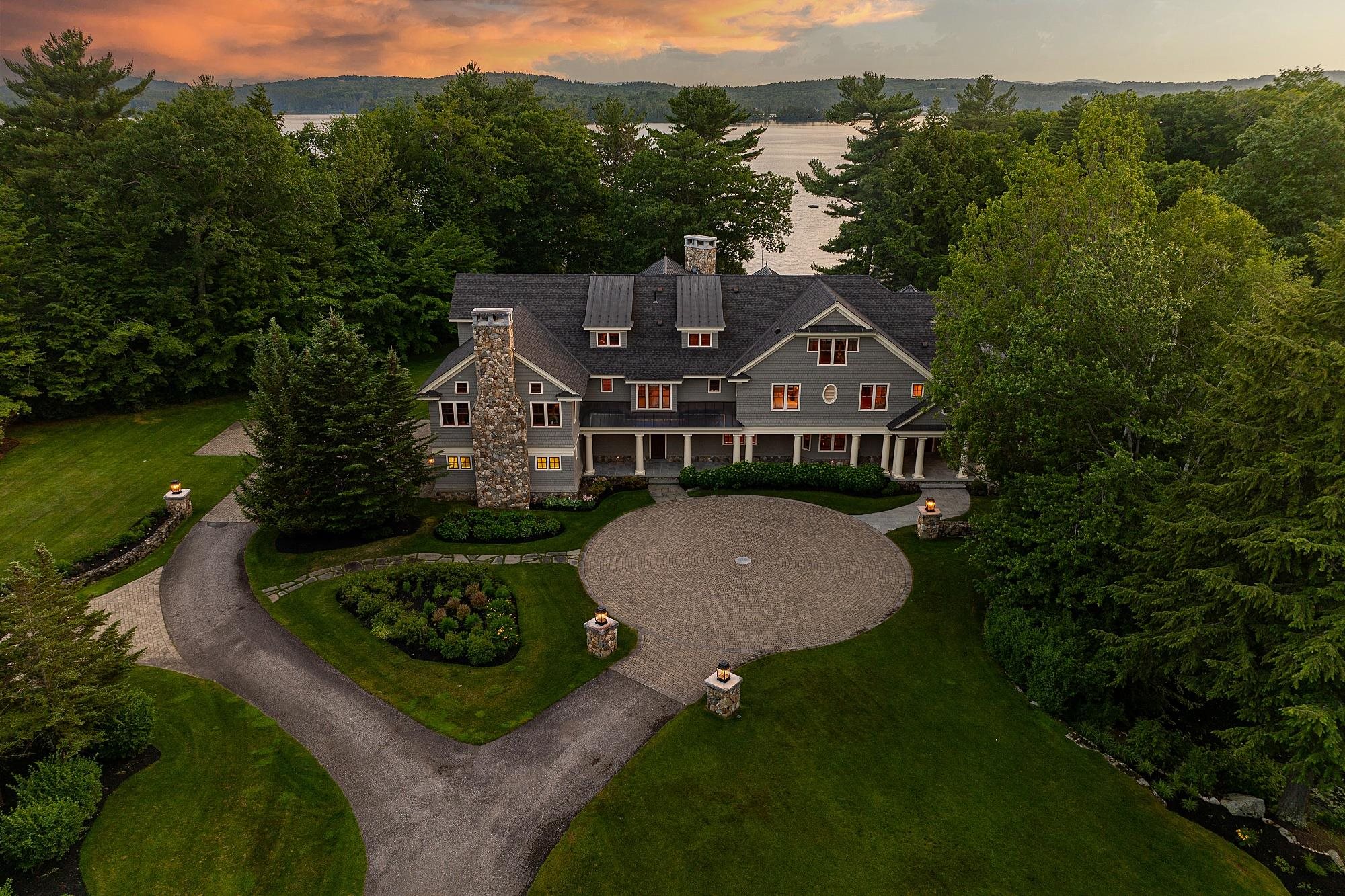 Meredith, New Hampshire, 03253, United States, 7 Bedrooms Bedrooms, ,6 BathroomsBathrooms,Residential,For Sale,1897806