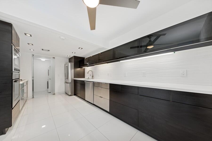 Delray Beach, Florida, 33483, United States, 2 Bedrooms Bedrooms, ,2 BathroomsBathrooms,Residential,For Sale,1826520