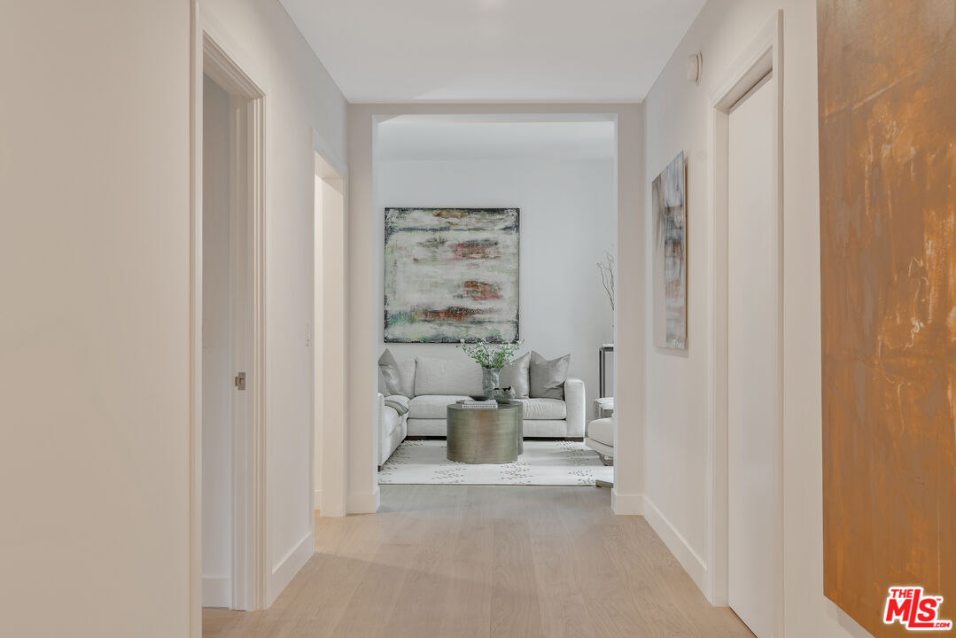 Los Angeles, California, 90067, United States, 2 Bedrooms Bedrooms, ,3 BathroomsBathrooms,Residential,For Sale,1901982
