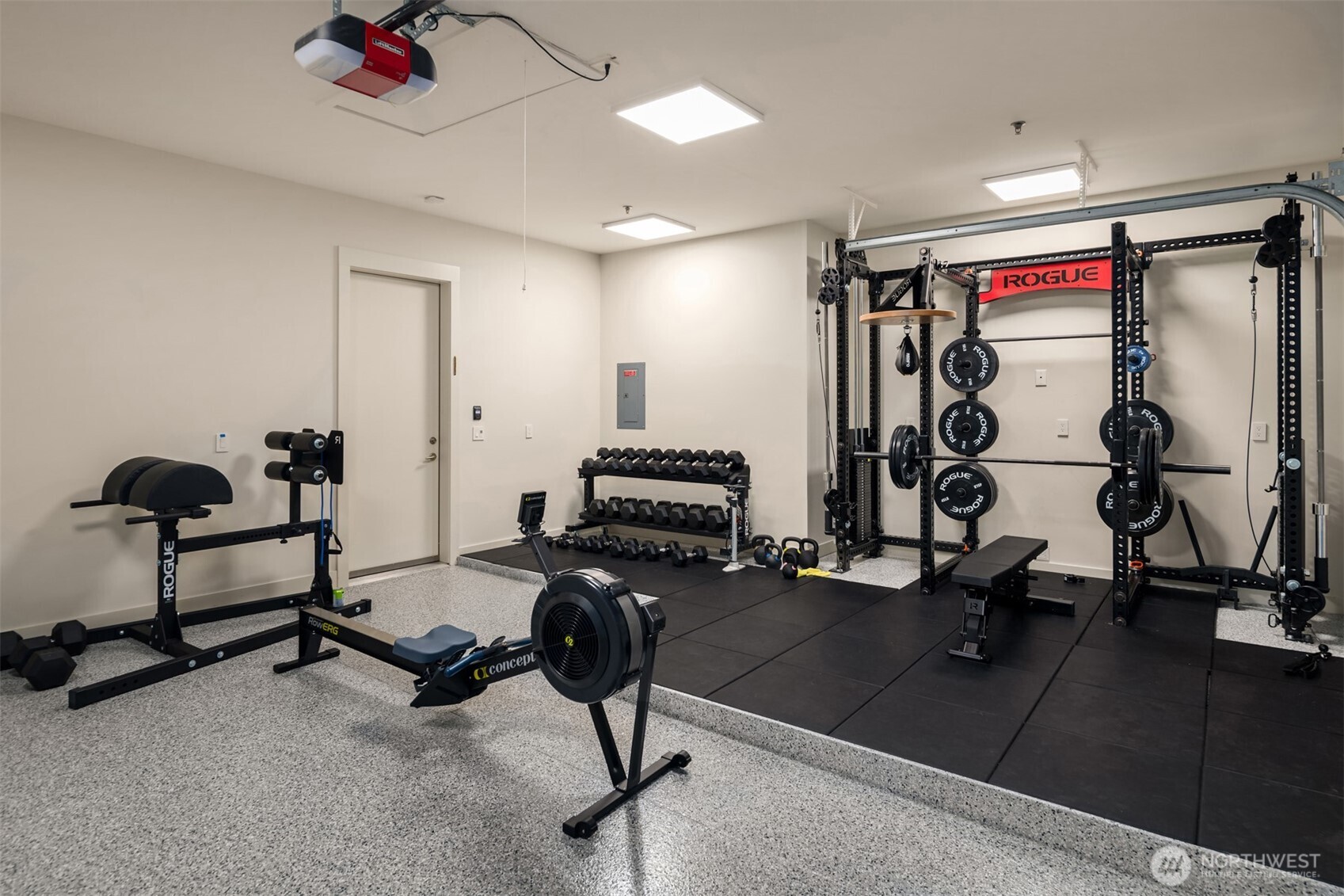 Seattle, Washington, 98105, United States, 6 Bedrooms Bedrooms, ,5 BathroomsBathrooms,Residential,For Sale,1993389