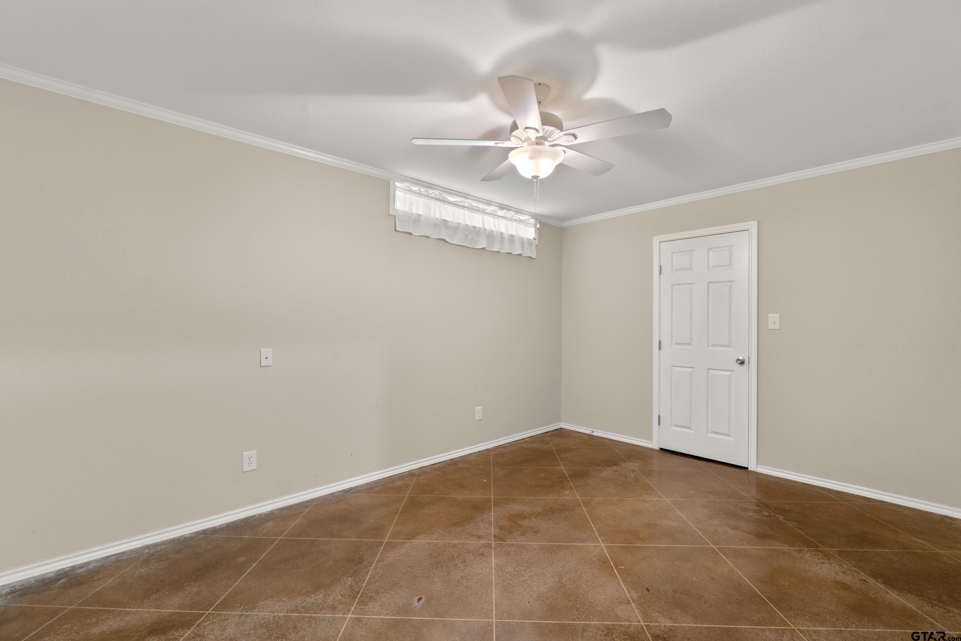 Pittsburg, Texas, 75686, United States, 5 Bedrooms Bedrooms, ,2 BathroomsBathrooms,Residential,For Sale,1998709