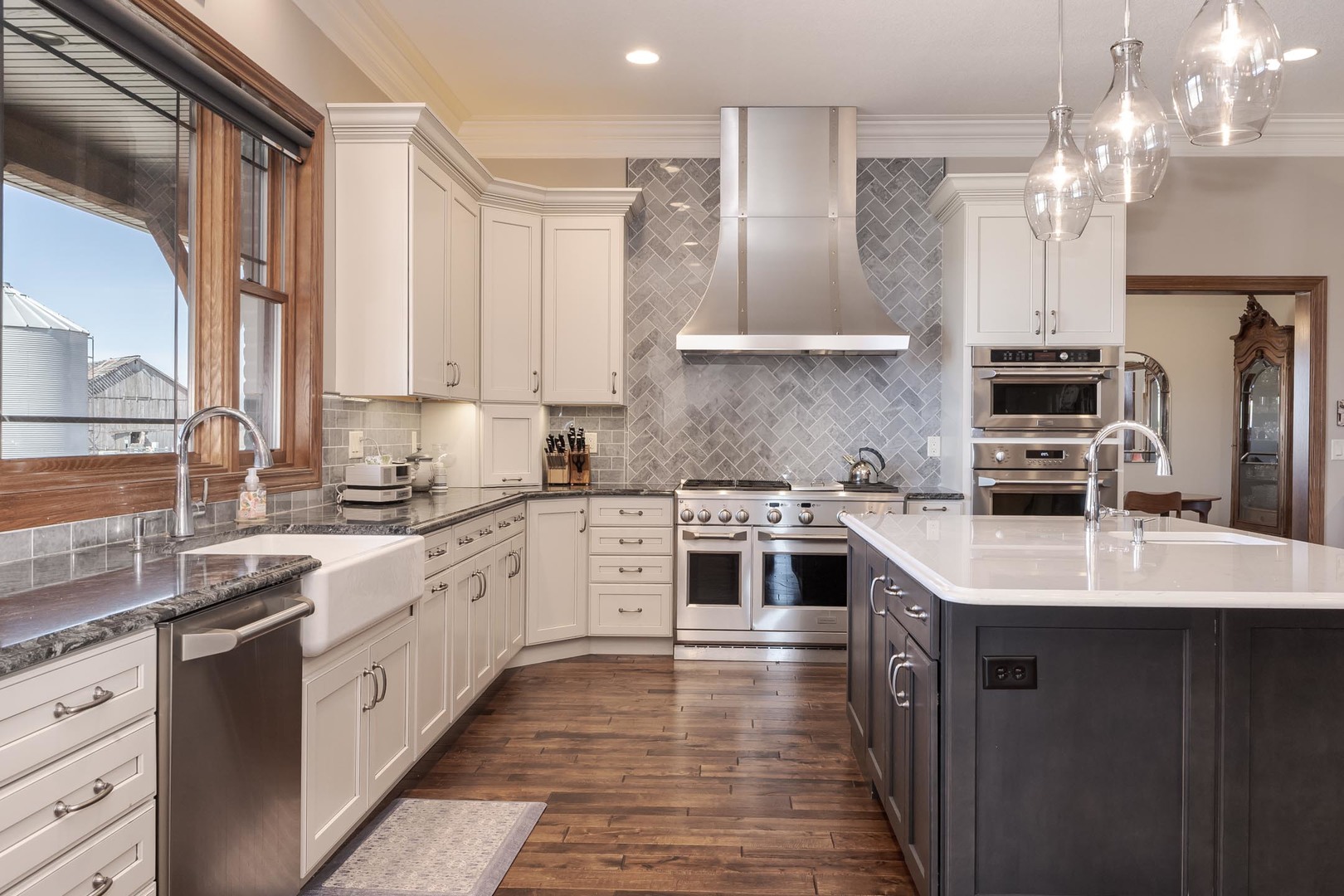 Hudson, Illinois, 61748, United States, 3 Bedrooms Bedrooms, ,5 BathroomsBathrooms,Residential,For Sale,1987913