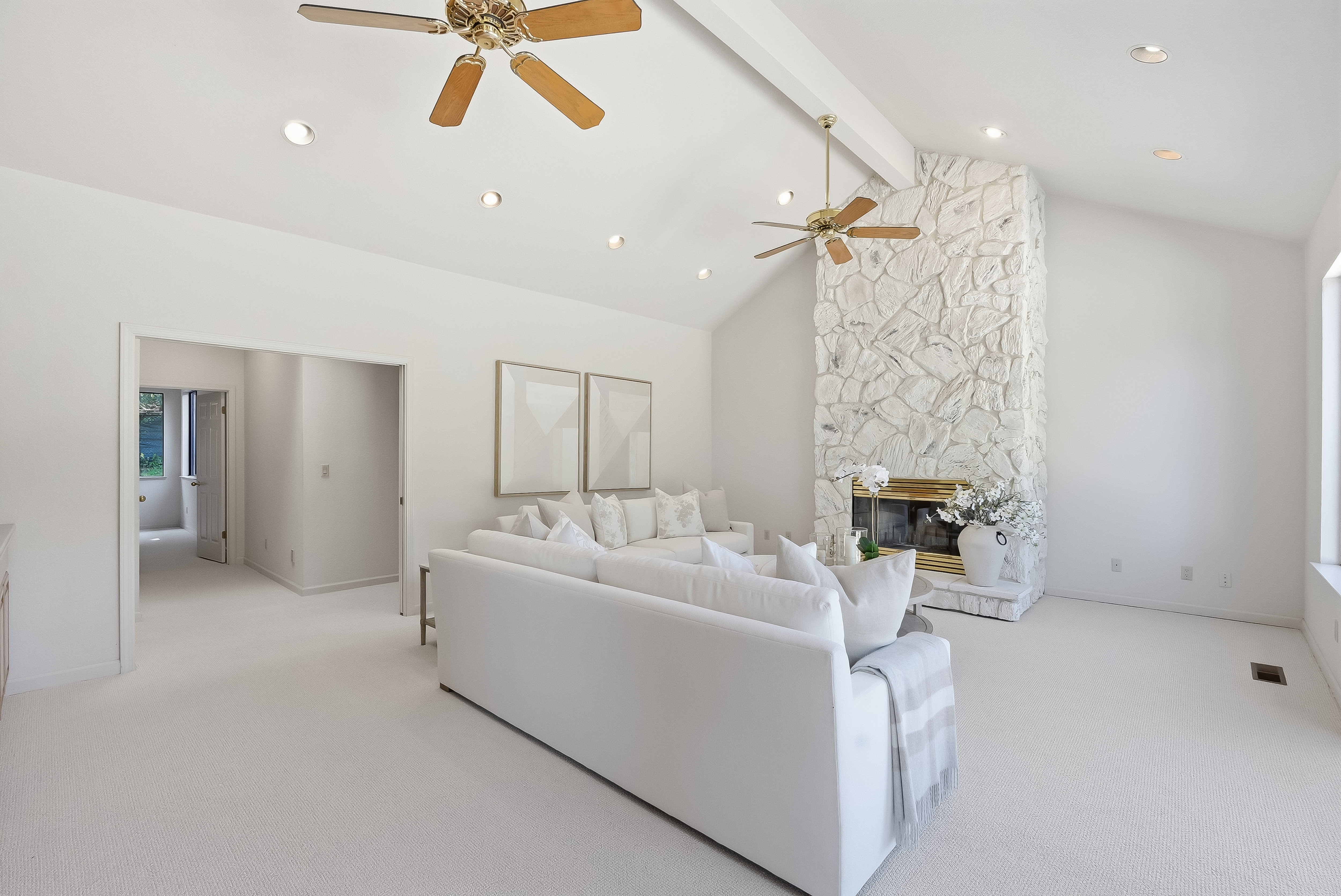  More Than 2.7 Acres of Privacy and Potential with Palo Alto Schools - 物件實景