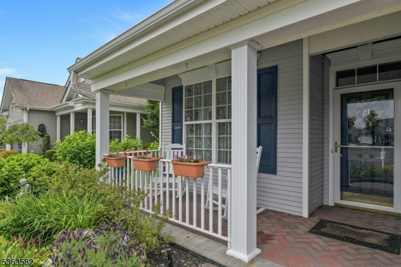 Jackson Twp., New Jersey, 08527, United States, 3 Bedrooms Bedrooms, ,2 BathroomsBathrooms,Residential,For Sale,1849721
