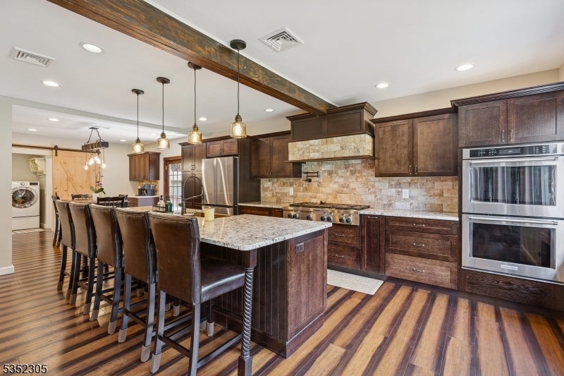 North Caldwell Boro, New Jersey, 07006, United States, 4 Bedrooms Bedrooms, ,2 BathroomsBathrooms,Residential,For Sale,1924454