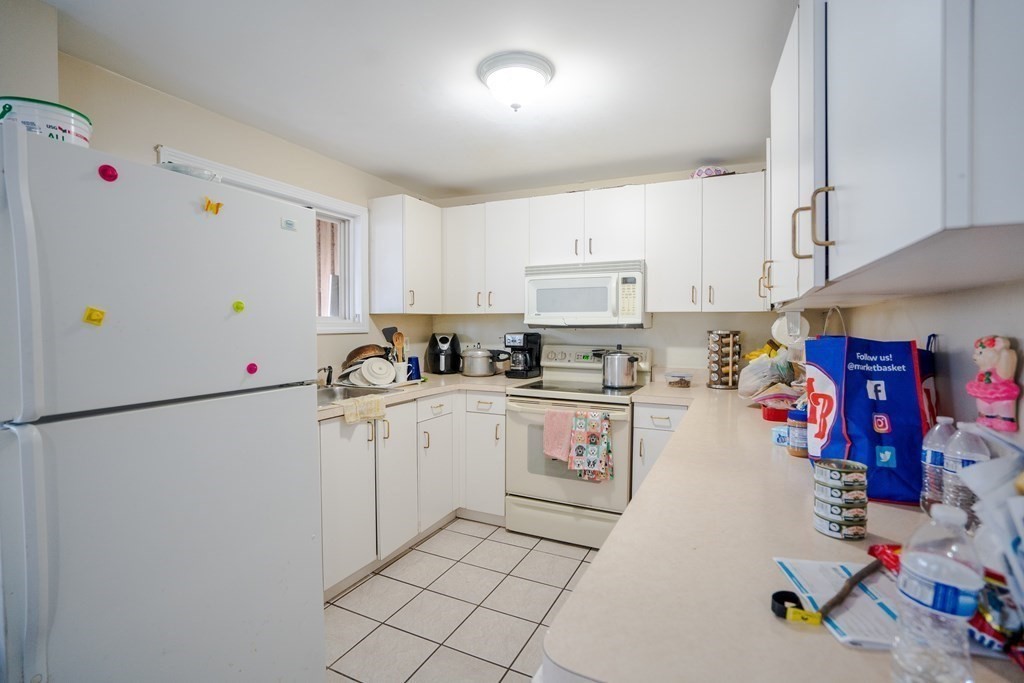 279 Chelsea St Street, Boston, Massachusetts, 02128, United States, 9 Bedrooms Bedrooms, ,3 BathroomsBathrooms,Residential,For Sale,279 Chelsea St Street,1009845