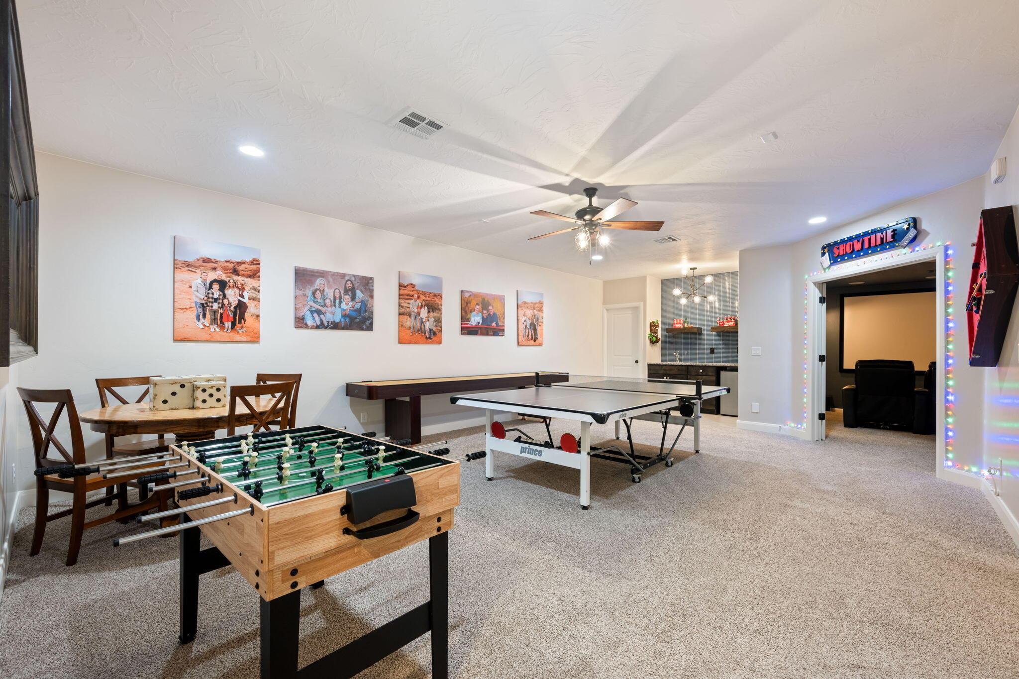 Hurricane, Utah, 84737, United States, 6 Bedrooms Bedrooms, ,6 BathroomsBathrooms,Residential,For Sale,1977381