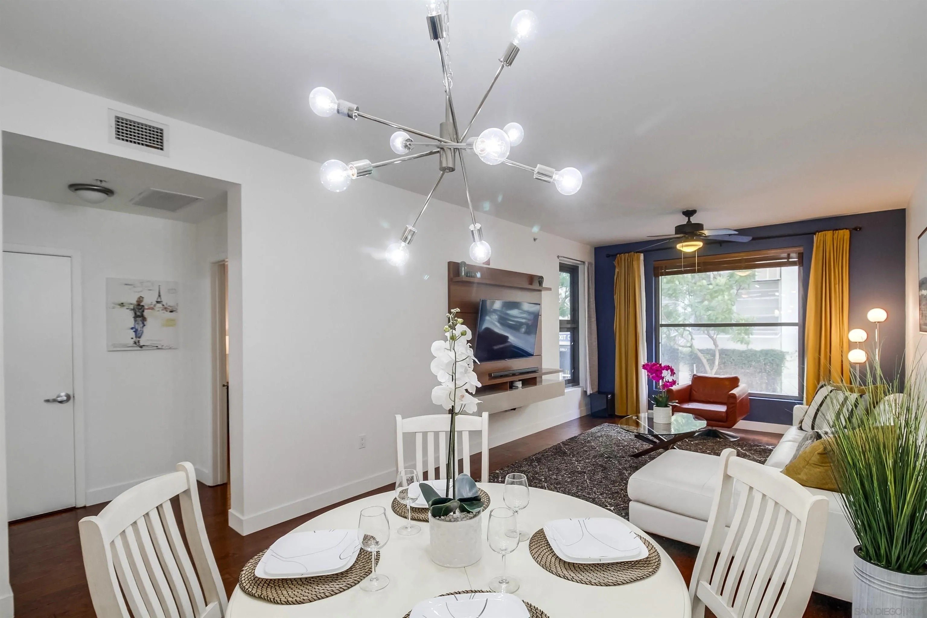 San Diego, California, 92101, United States, 1 Bedroom Bedrooms, ,1 BathroomBathrooms,Residential,For Sale,1962496