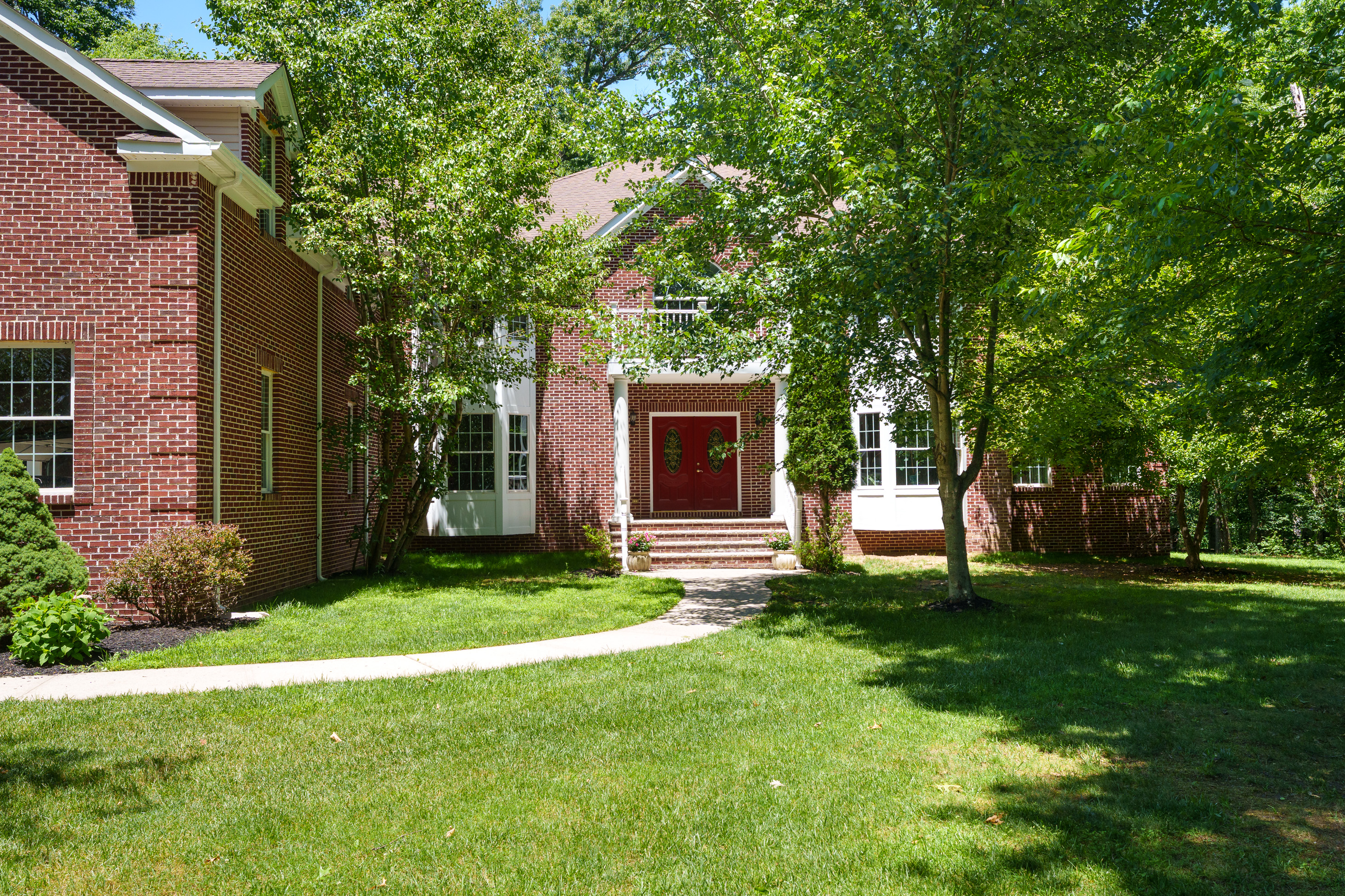  Privacy, Space and Prestige in West Windsor - 物件實景