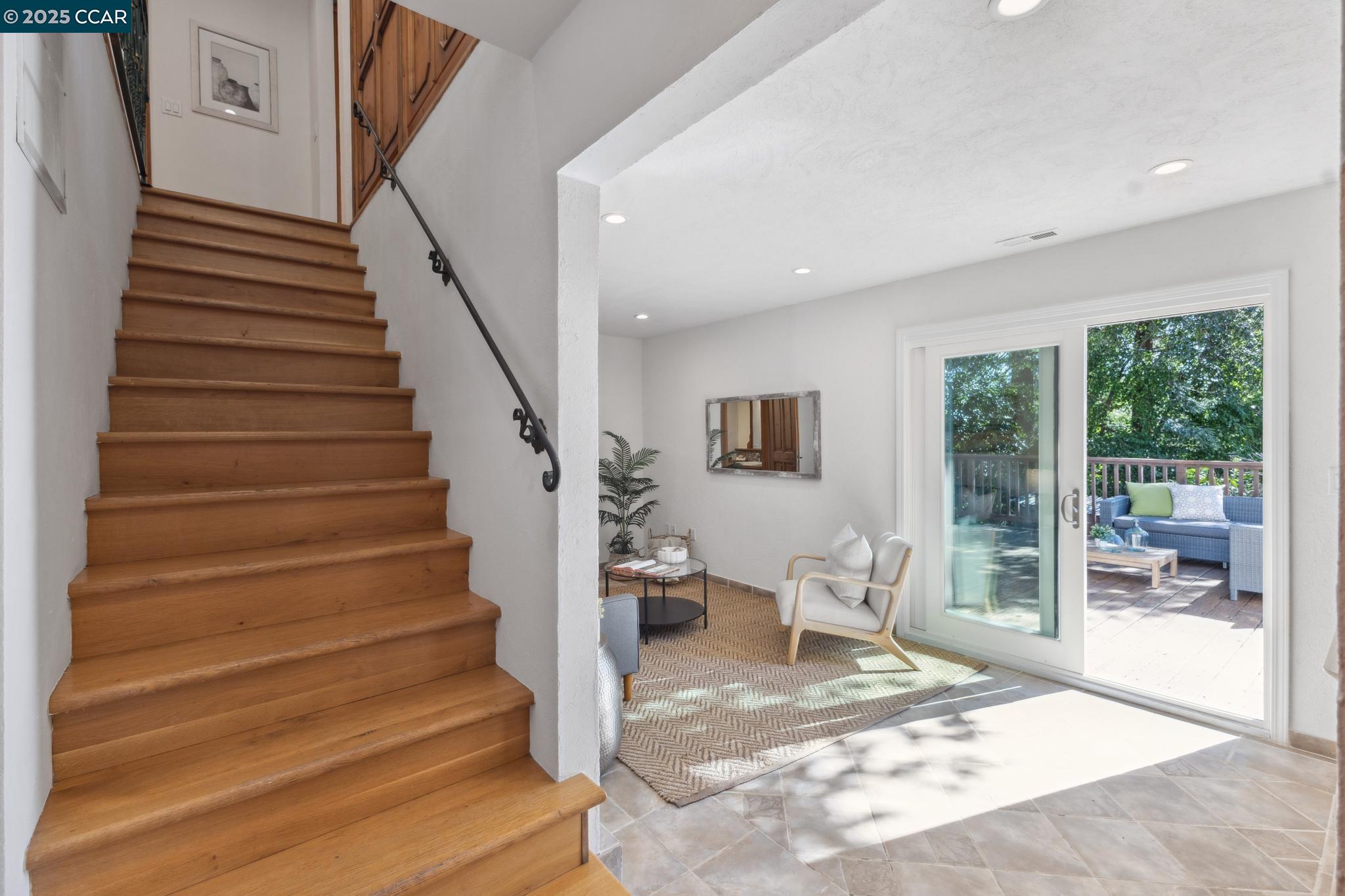 Orinda, California, 94563, United States, 4 Bedrooms Bedrooms, ,3 BathroomsBathrooms,Residential,For Sale,1804966