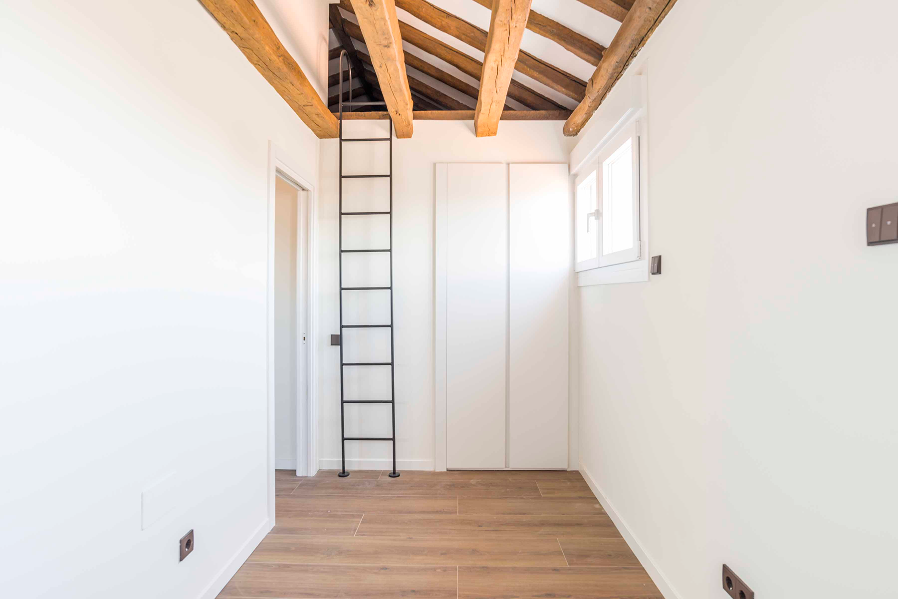  Charming renovated flat on Ruiz Street - 物件實景
