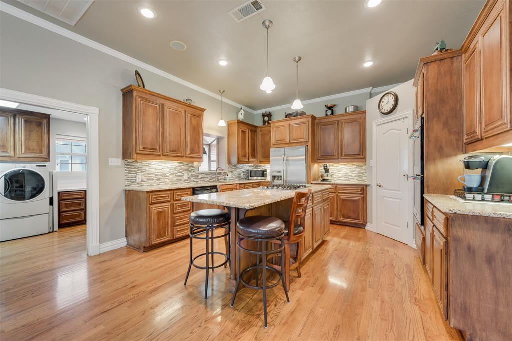Van Alstyne, Texas, 75495, United States, 3 Bedrooms Bedrooms, ,3 BathroomsBathrooms,Residential,For Sale,1847949