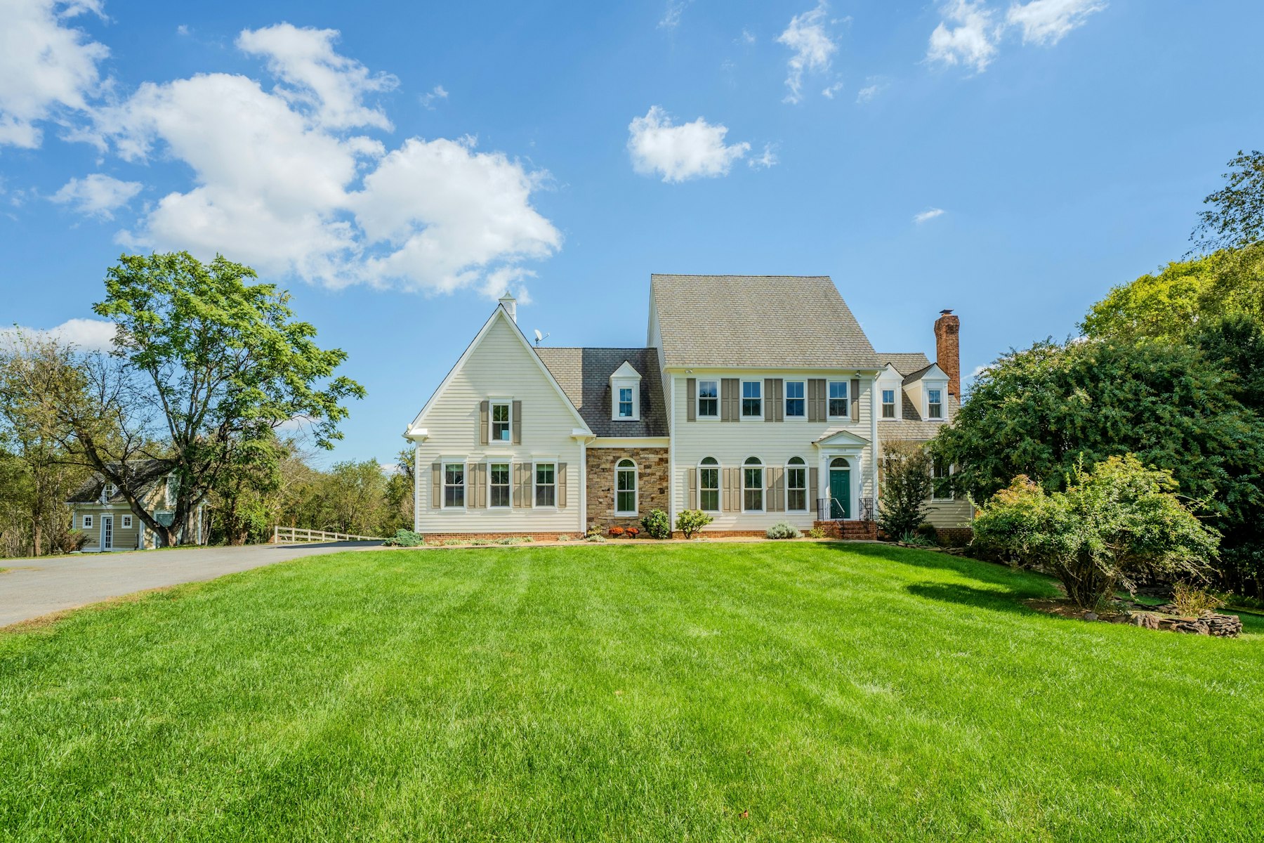  15018 Clover Hill Road, Waterford, VA 20197 - 物件實景