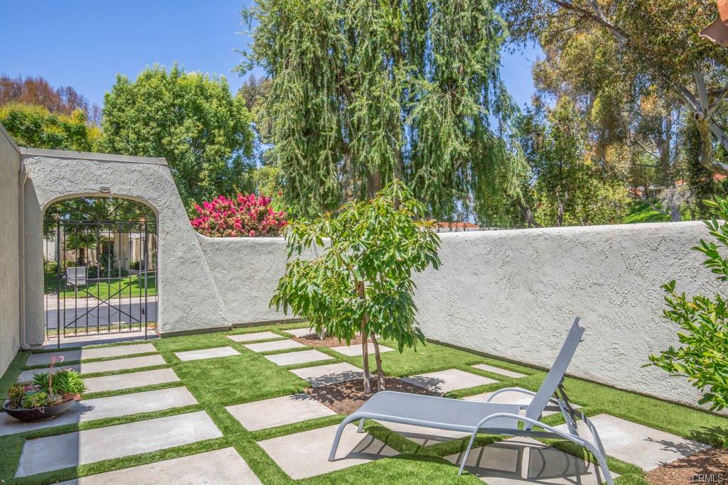 Laguna Beach, California, 92637, United States, 3 Bedrooms Bedrooms, ,Residential,For Sale,1905804