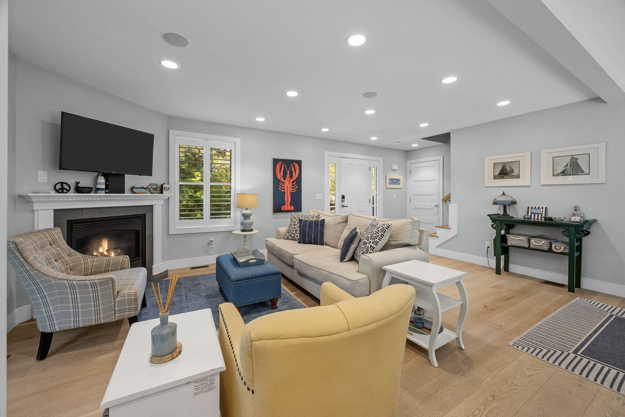  2017-Built Cape Cod Charmer with Fireplace, Fenced Yard and Patio - 物件實景