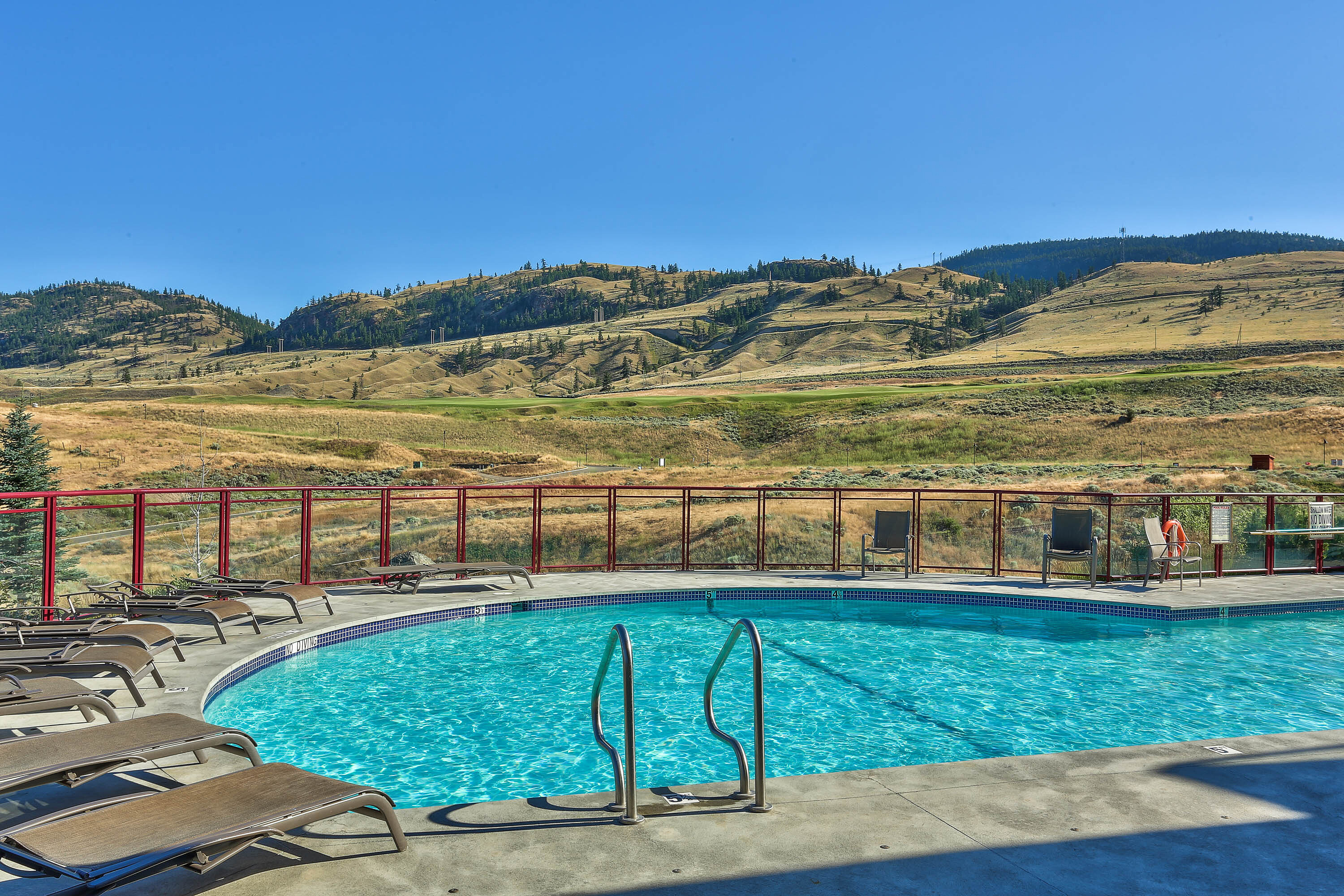  Glorious Townhouse in Tobiano - 物件實景