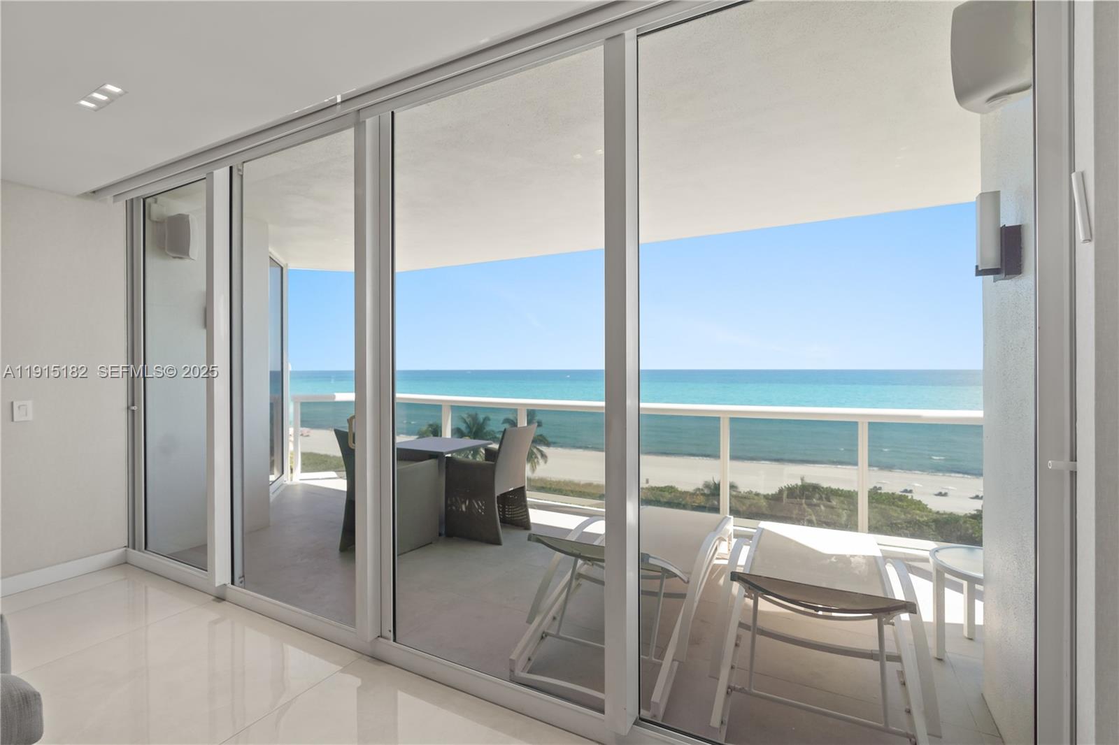 Miami Beach, Florida, 33140, United States, 5 Bedrooms Bedrooms, ,5 BathroomsBathrooms,Residential,For Sale,1997515