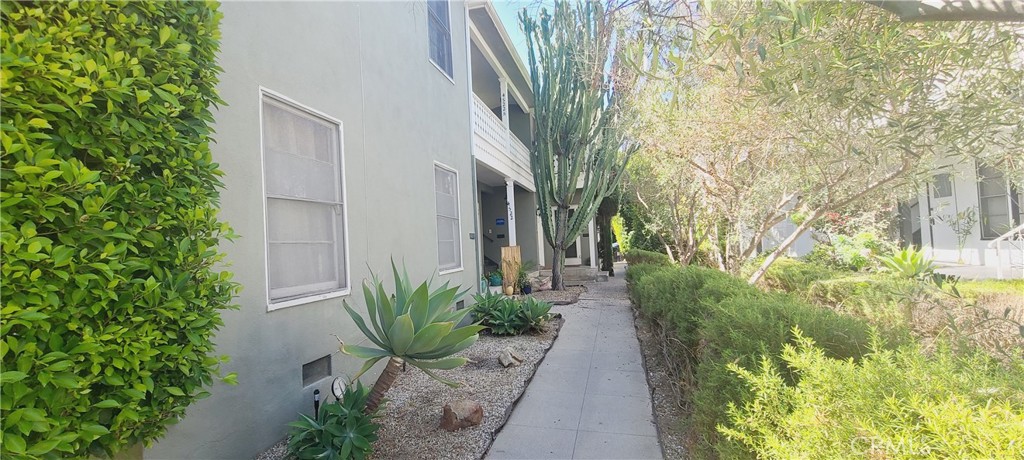 Los Angeles, California, 90019, United States, ,Residential,For Sale,1905705