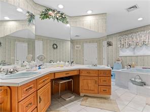 Bristol, Rhode Island, 02809, United States, 5 Bedrooms Bedrooms, ,5 BathroomsBathrooms,Residential,For Sale,1922000
