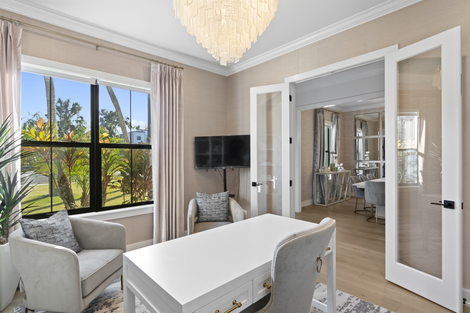 Tampa, Florida, 33609, United States, 5 Bedrooms Bedrooms, ,5 BathroomsBathrooms,Residential,For Sale,2008551