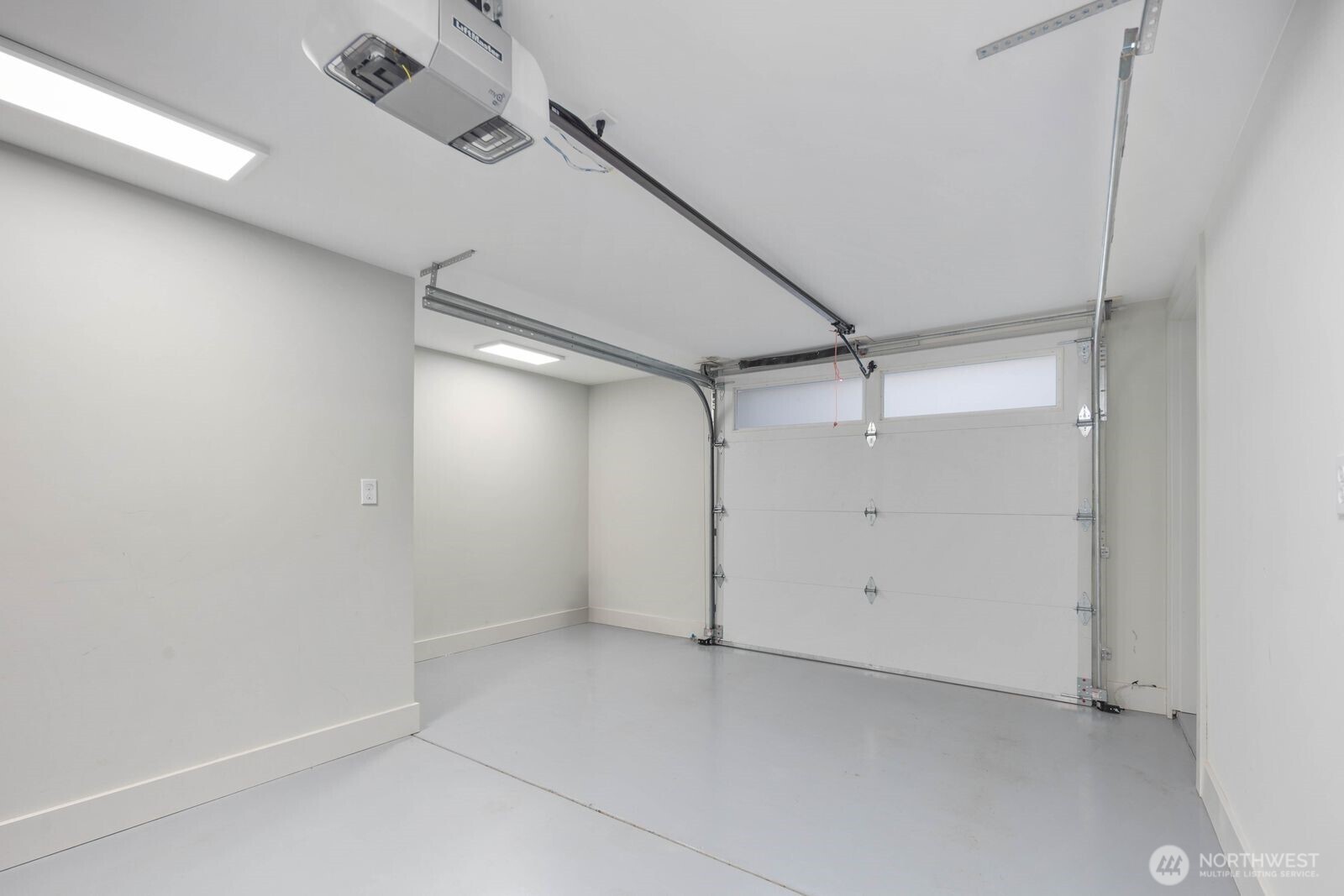 Seattle, Washington, 98103, United States, 3 Bedrooms Bedrooms, ,2 BathroomsBathrooms,Residential,For Sale,1990926