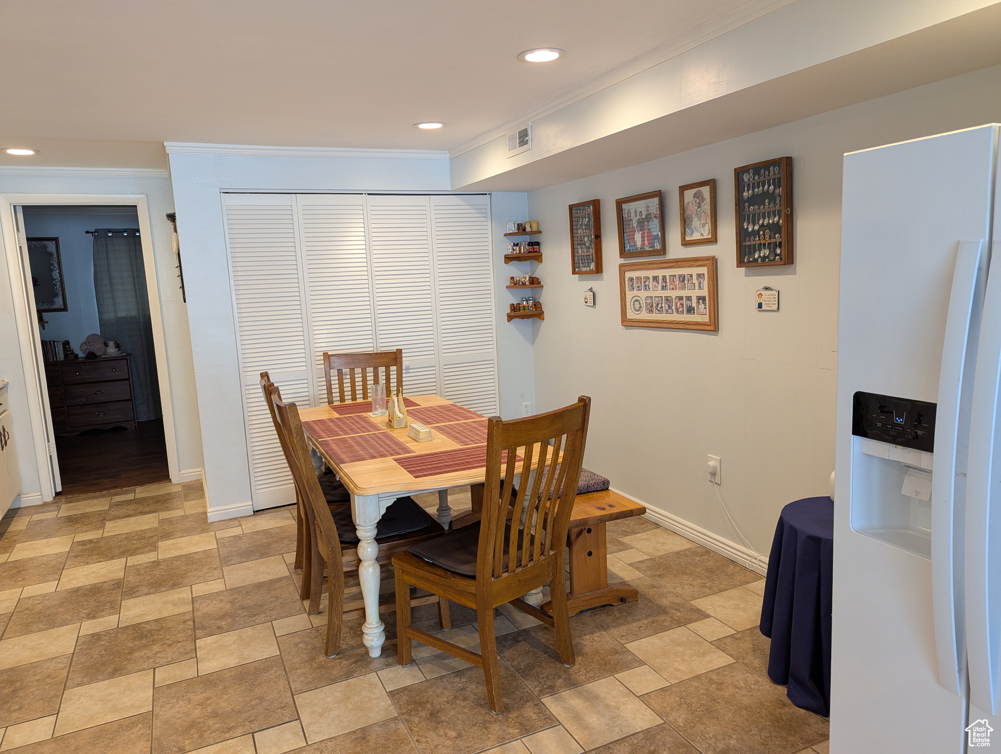 Orem, Utah, 84097, United States, 7 Bedrooms Bedrooms, ,3 BathroomsBathrooms,Residential,For Sale,1983193