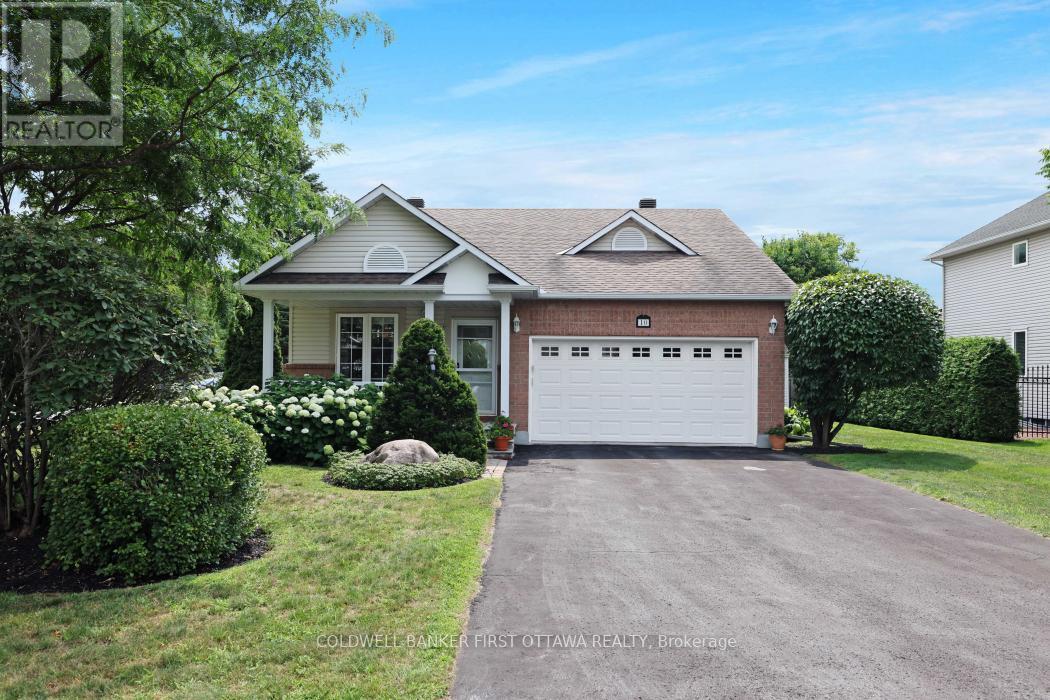 Ottawa, Ontario, K2S 1Z6, CA, 3 Bedrooms Bedrooms, ,3 BathroomsBathrooms,Residential,For Sale,1906768