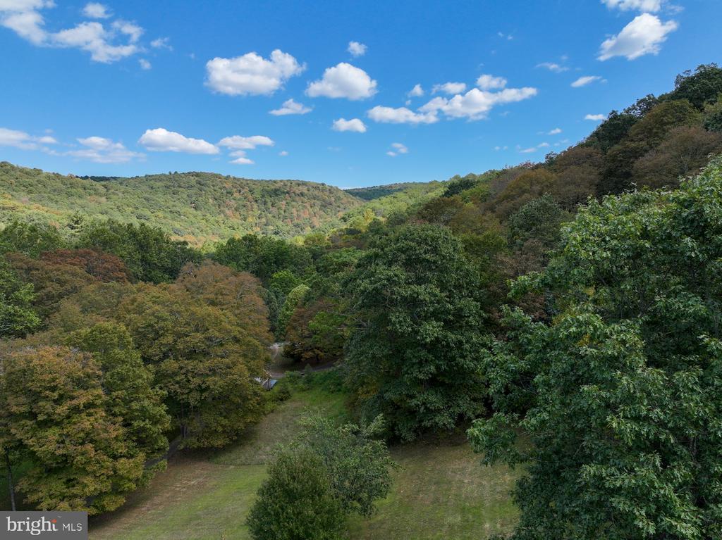 Buffalo Mills, Pennsylvania, 15534, United States, 3 Bedrooms Bedrooms, ,3 BathroomsBathrooms,Residential,For Sale,1948383