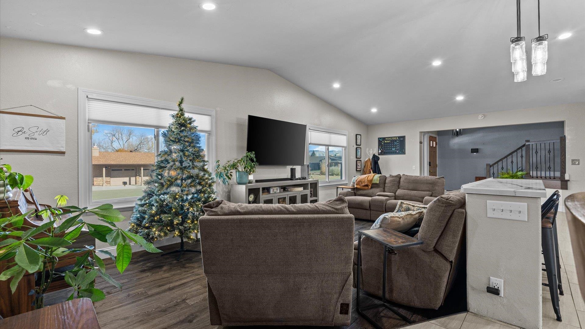 Grand Junction, Colorado, 81506, United States, 6 Bedrooms Bedrooms, ,3 BathroomsBathrooms,Residential,For Sale,1994905