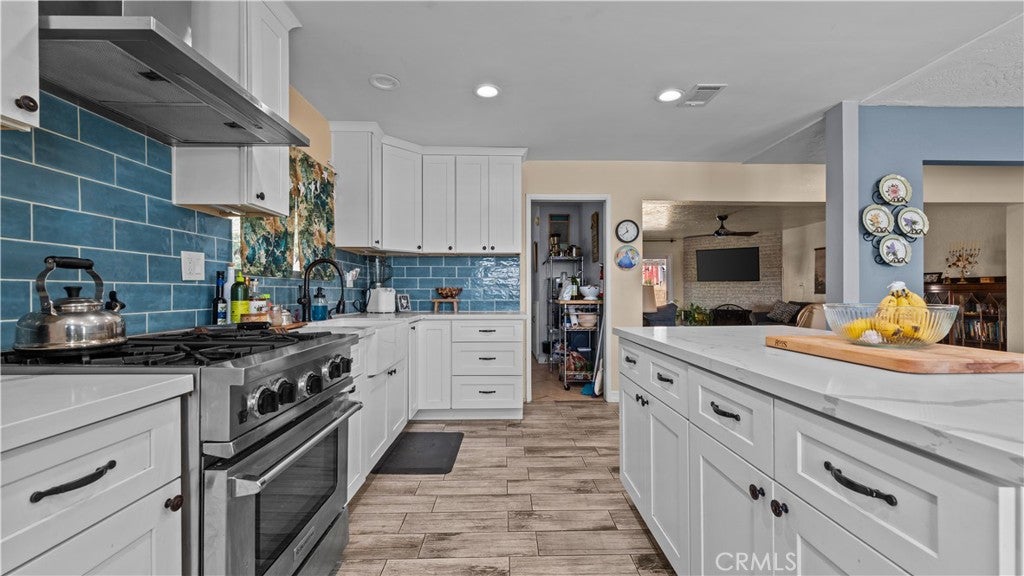 Jurupa Valley, California, 92509, United States, 4 Bedrooms Bedrooms, ,3 BathroomsBathrooms,Residential,For Sale,2012120