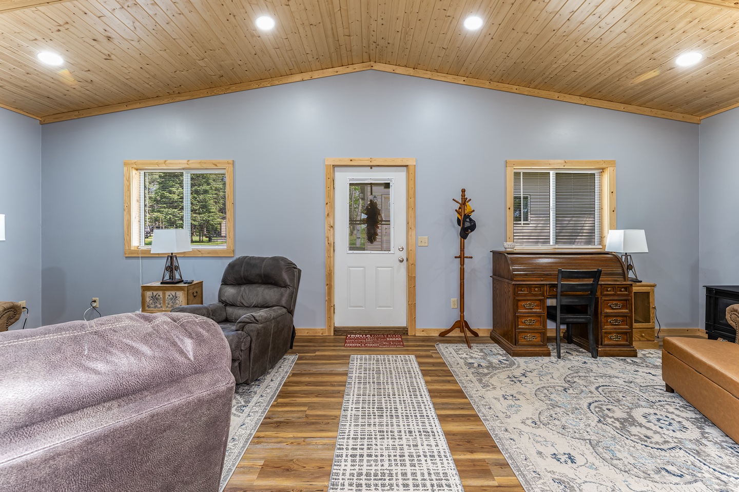Oma, Wisconsin, 54534, United States, 2 Bedrooms Bedrooms, ,1 BathroomBathrooms,Residential,For Sale,2048309