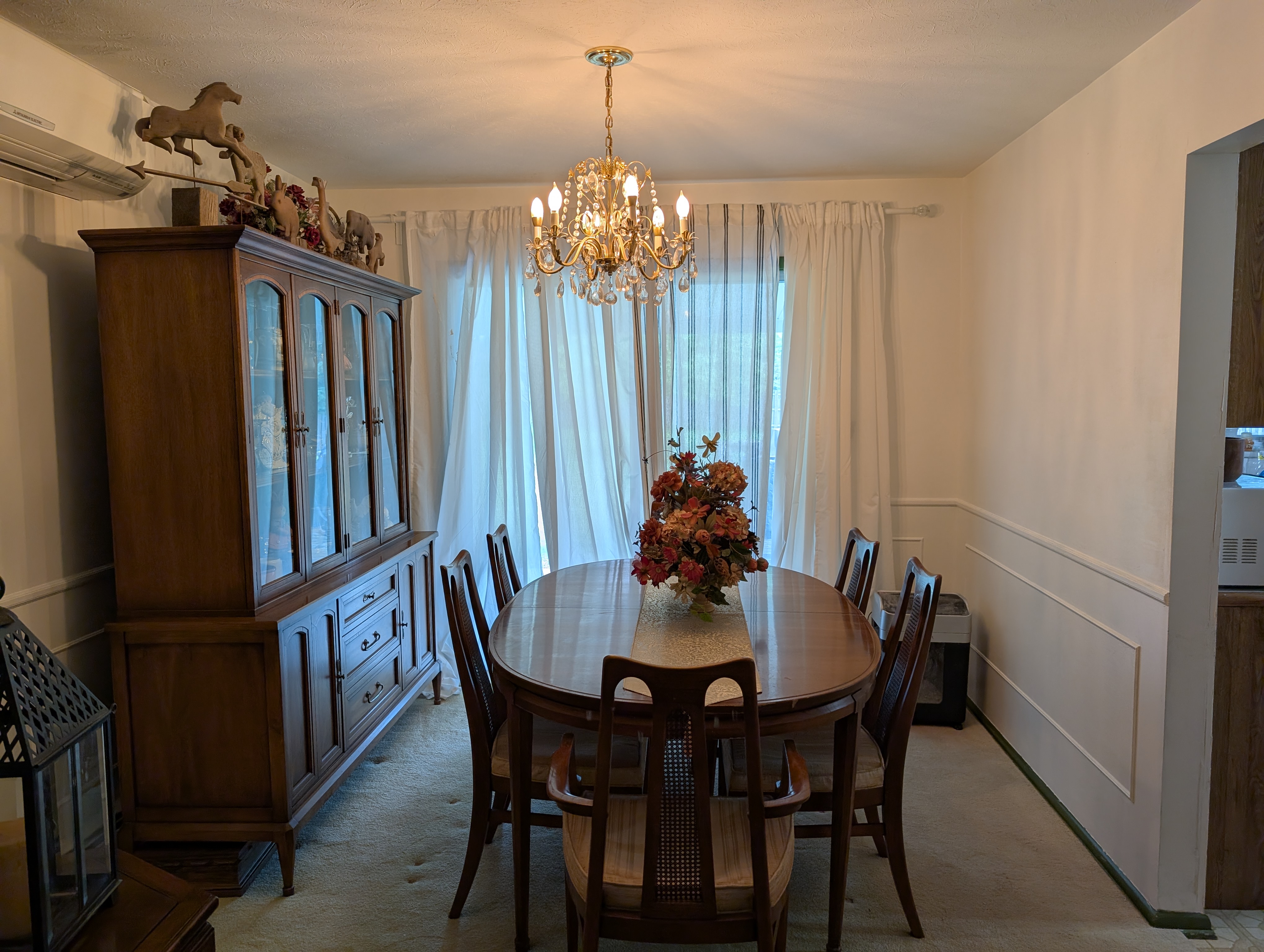 Westlake, Ohio, 44145, United States, 5 Bedrooms Bedrooms, ,3 BathroomsBathrooms,Residential,For Sale,1975327