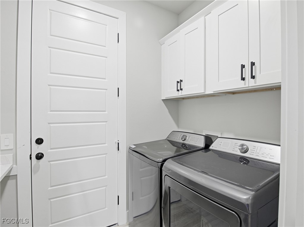 Cape Coral, Florida, 33991, United States, 4 Bedrooms Bedrooms, ,2 BathroomsBathrooms,Residential,For Sale,2035876