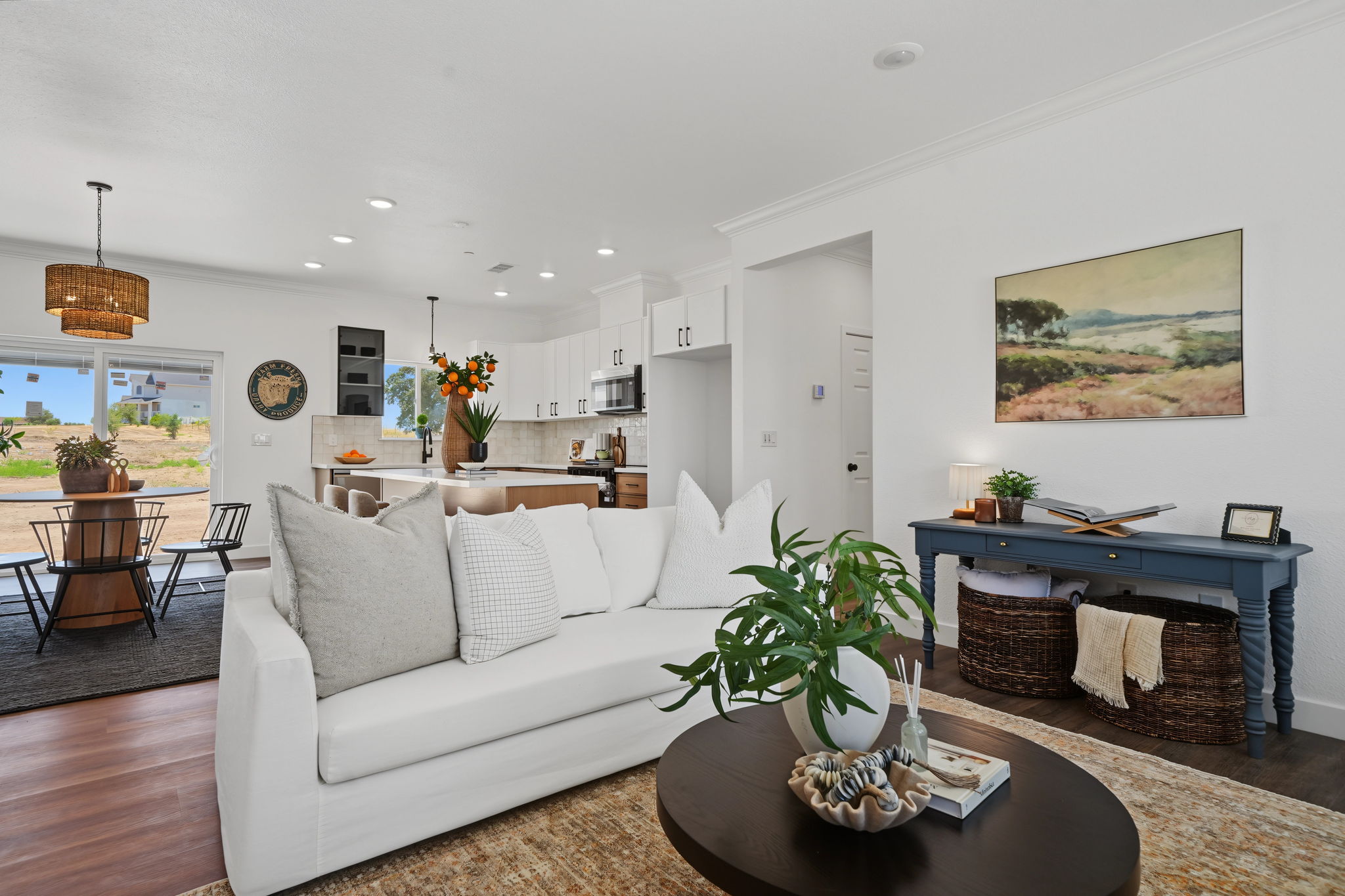  1916 Village Drive, Ione, CA 95640 - 物件實景